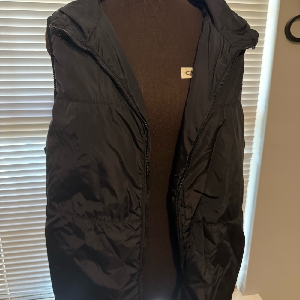 Black Hooded Vest